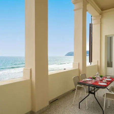 Lägenhet Terrazza Sul Molo By Interhome Alassio